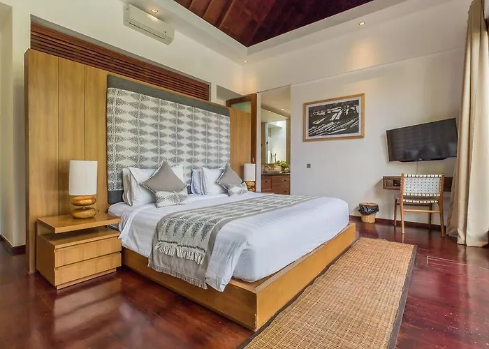 Eshara 21 Our Luxury 5br Escape&huge Pool Oberoi Villa *