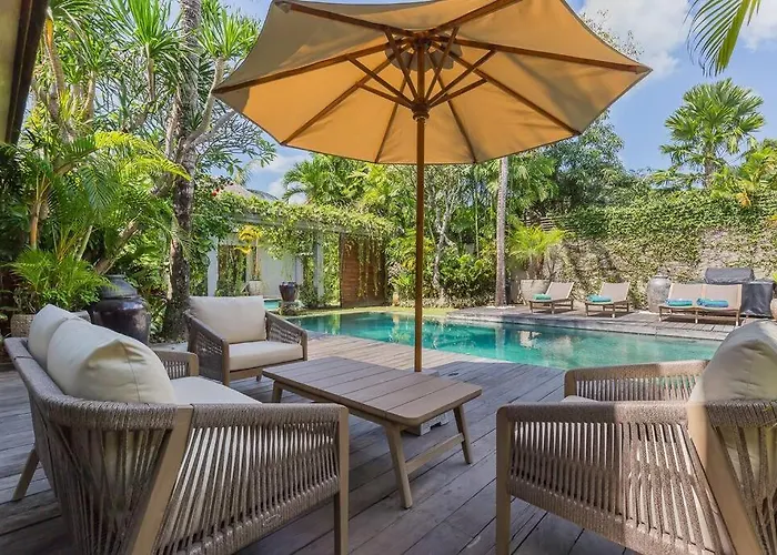 Villa Eshara 21 Our Luxury 5br Escape&huge Pool Oberoi Seminyak